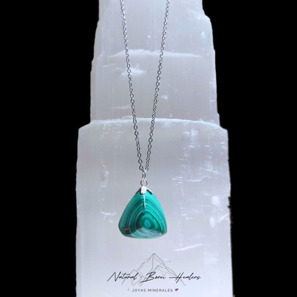 Colgante de Malaquita (Plata de Ley) - Encanto natural que irradia protección y estilo elegante - Imagen 3