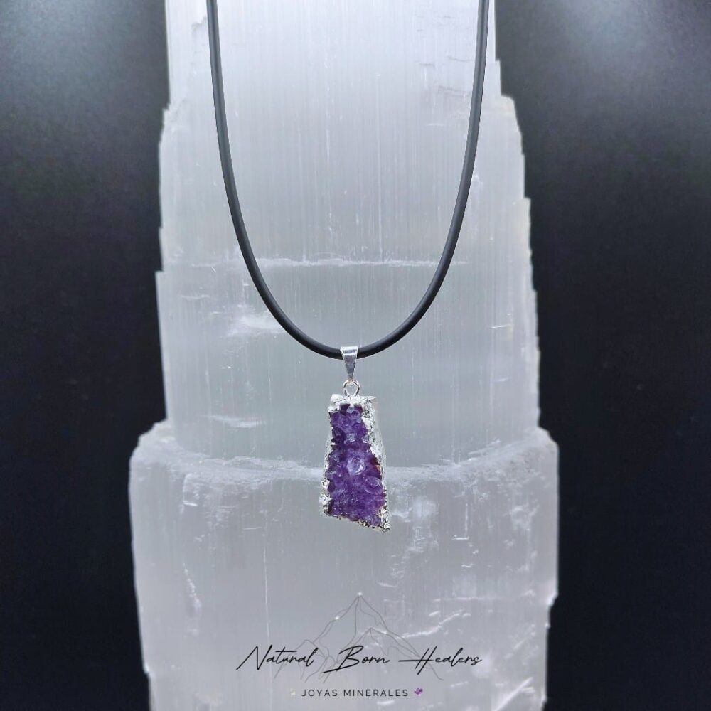 Colgante de Amatista natural en forma de drusa